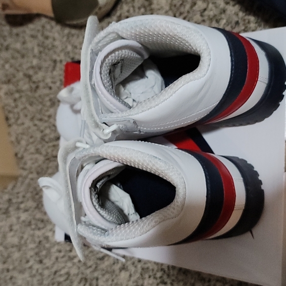 Fila size 6 kids - Picture 2 of 2